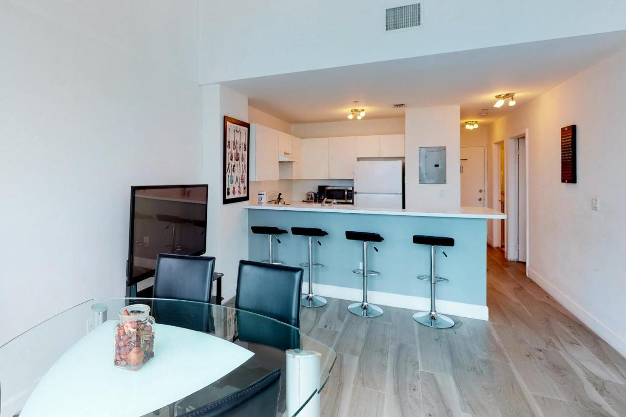 Castle Beach: Rumba Suite Miami Beach Eksteriør bilde