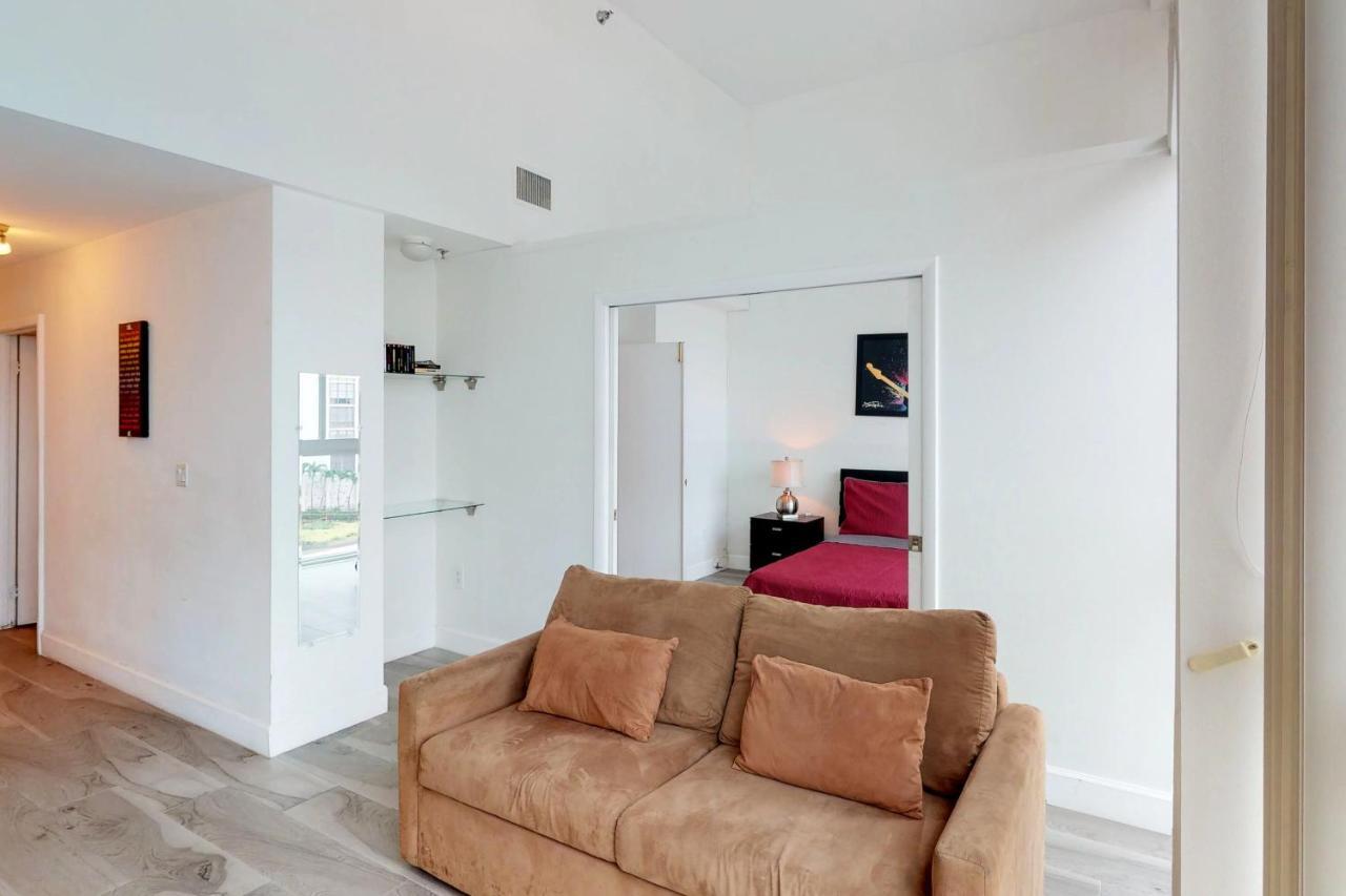 Castle Beach: Rumba Suite Miami Beach Eksteriør bilde